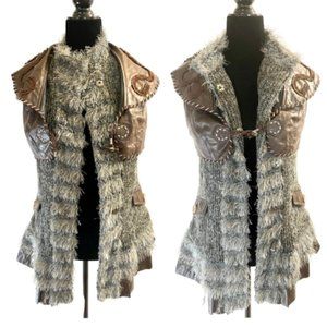 A Faux Fur vest with razorback top!